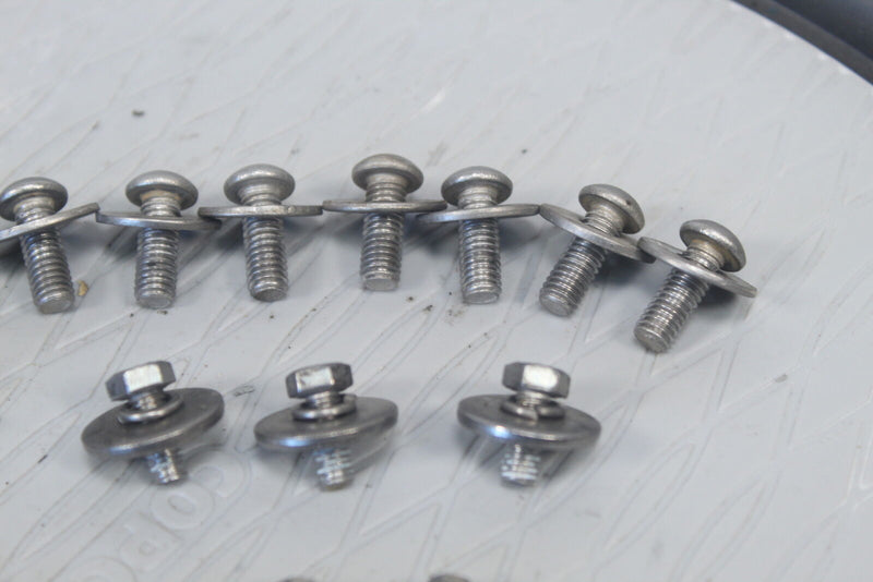 2000 SEA-DOO GTX 951 Hood Panel Bolts 205461660
