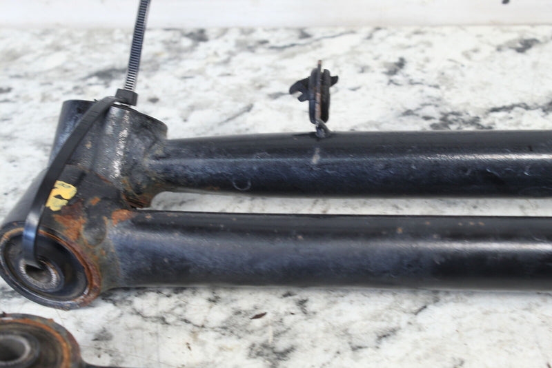 2001 ARCTIC CAT 400 4X4 MANUAL Swingarms 0504-001