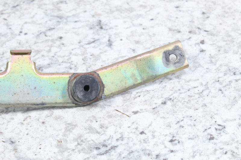 2001 YAMAHA GRIZZLY 600 Battery Strap Hold Down 4WV-82128-00-00 - ATV