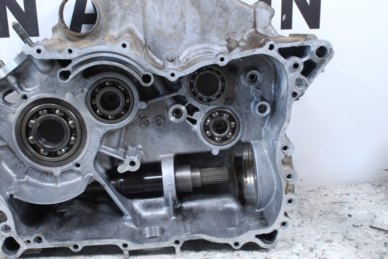 2001 YAMAHA GRIZZLY 600 Crank Cases Crankcases 4WV-15100-12-00 - ATV