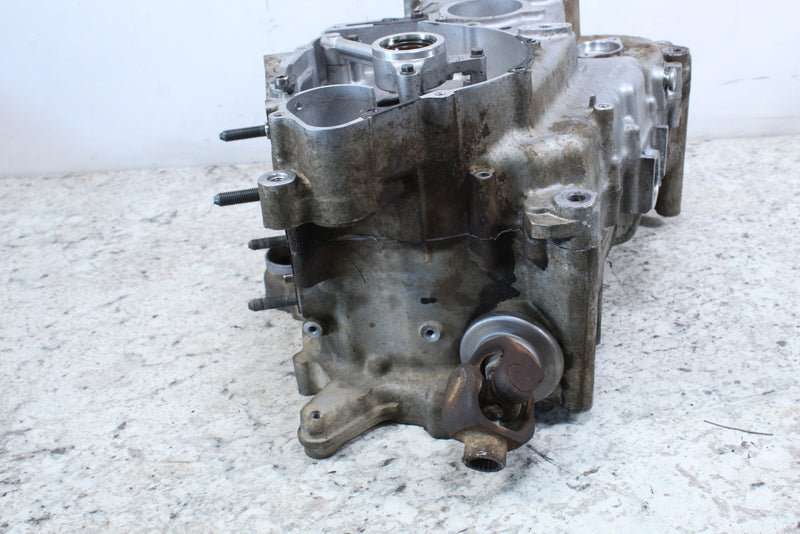 2001 YAMAHA GRIZZLY 600 Crank Cases Crankcases 4WV-15100-12-00 - ATV