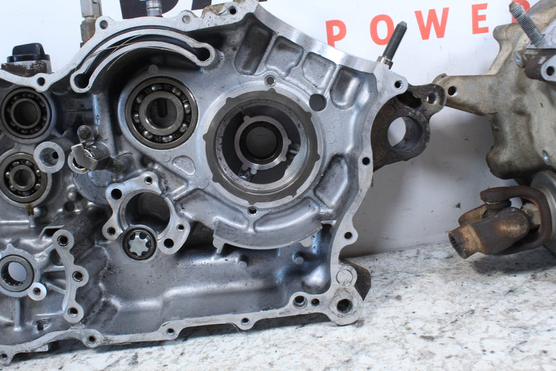 2001 YAMAHA GRIZZLY 600 Crank Cases Crankcases 4WV-15100-12-00 - ATV