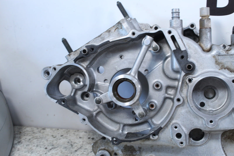 2001 YAMAHA GRIZZLY 600 Crank Cases Crankcases 4WV-15100-12-00 - ATV