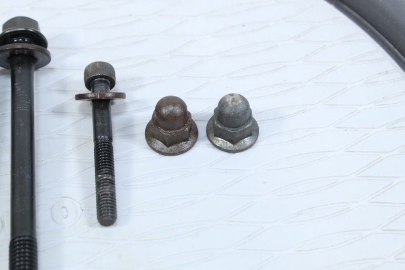 2001 YAMAHA GRIZZLY 600 Cylinder Head Mounting Bolts 90105-08505-00
