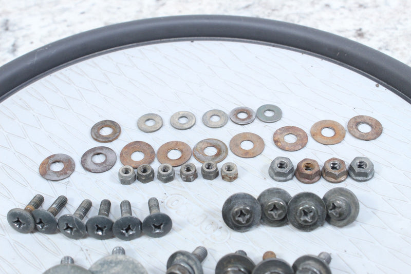 2001 YAMAHA GRIZZLY 600 Front Fenders and Flares Mounting Bolts 90480-01400-00