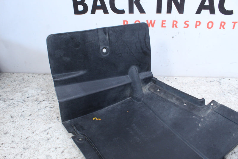 2001 YAMAHA GRIZZLY 600 Front Left Lower Mud Guard 4WV-21559-00-00