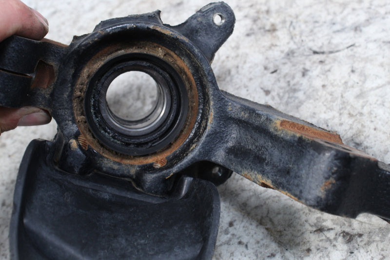 2001 YAMAHA GRIZZLY 600 Left Front Steering Knuckle Spindle 5GT-23501-00-00