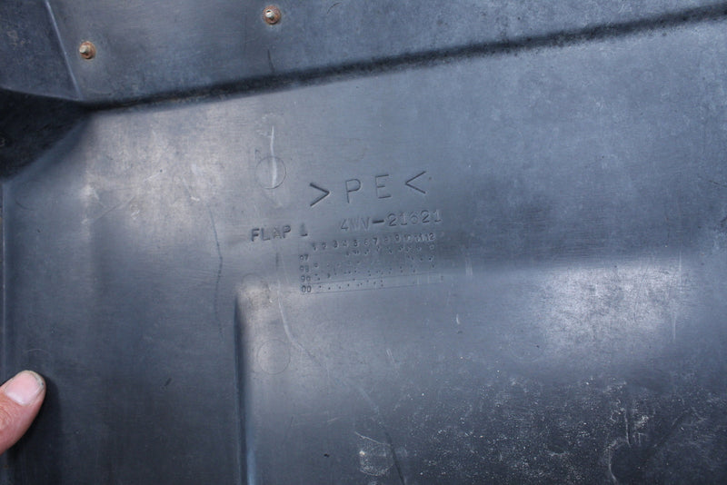2001 YAMAHA GRIZZLY 600 Left Lower Rear Mud Guard 5GT-W2168-00-00