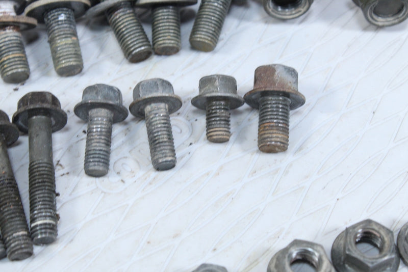2001 YAMAHA GRIZZLY 600 Rear Axle Housing Bolts 90105-10751-00