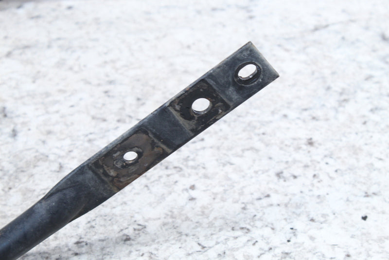 2001 YAMAHA GRIZZLY 600 Rear Grab Bar Rack Support 5GT-2845R-00-00