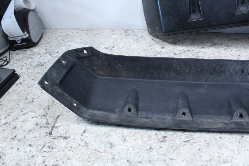 2001 YAMAHA GRIZZLY 600 Rear Upper Mud Guards 4WV-2162J-00-00 4WV-2162H-00-00