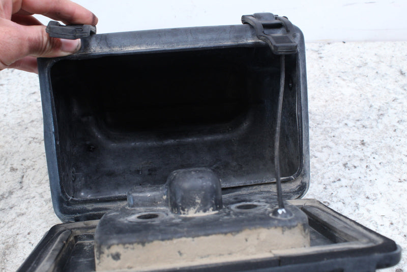 2001 YAMAHA GRIZZLY 600 Storage Glove Box 5GT-2160A-00-00