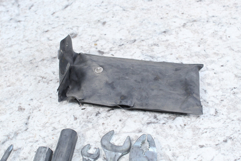 2001 YAMAHA GRIZZLY 600 Tool Kit 4WV-28100-00-00 - ATV