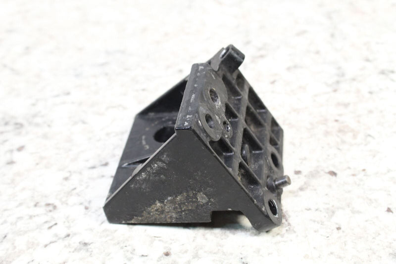 2001 YAMAHA WAVERUNNER GP800R Engine Mounts Motor Supports 66E-21425-10-8P