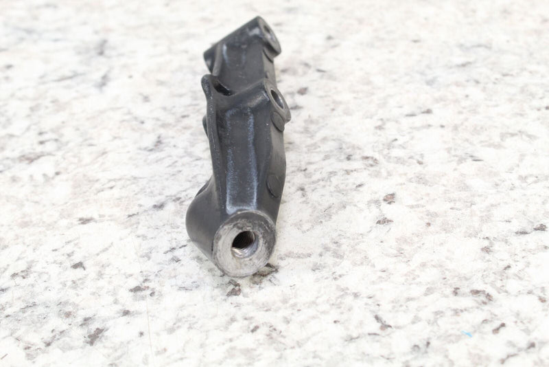 2001 YAMAHA WAVERUNNER GP800R Muffler Bracket Mount  66E-14781-10-94