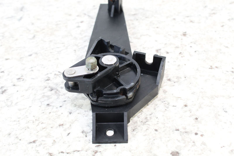 2001 YAMAHA WAVERUNNER GP800R Trim Cable Linkage  F0D-U153J-00-00