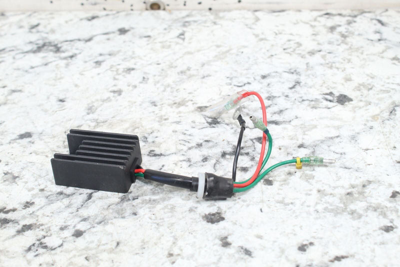 2001 YAMAHA WAVERUNNER GP800R Voltage Regulator Rectifier 63M-81960-00-00