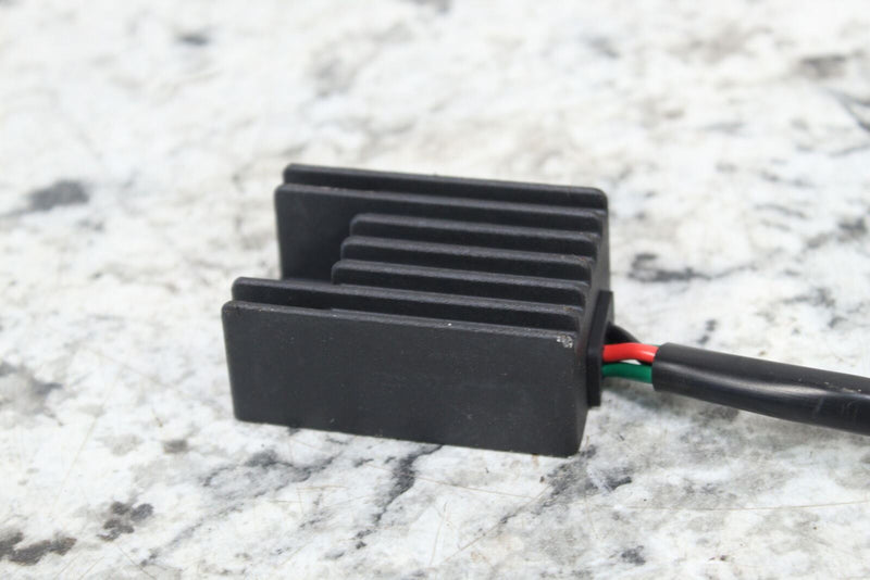 2001 YAMAHA WAVERUNNER GP800R Voltage Regulator Rectifier 63M-81960-00-00