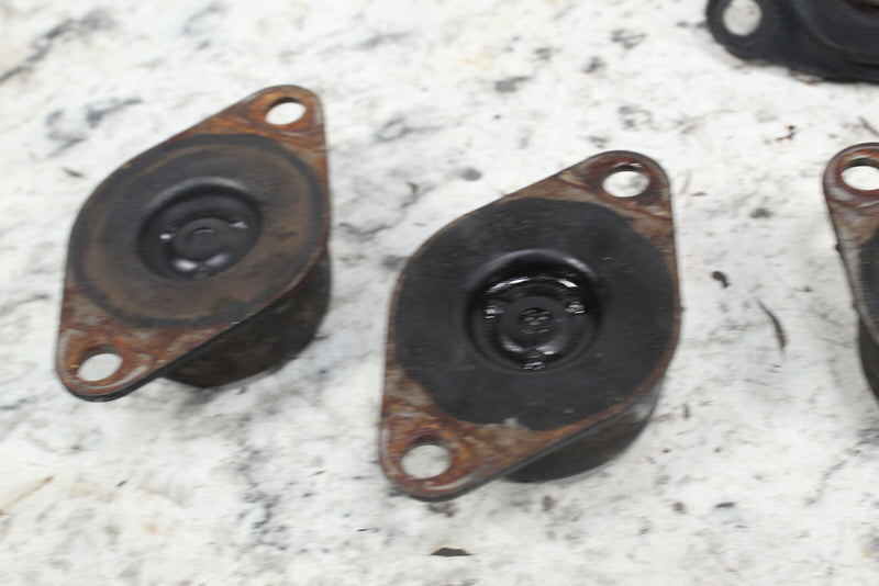 2004 ARCTIC CAT MOUNTAIN CAT 900 Motor Mounts 0608-347