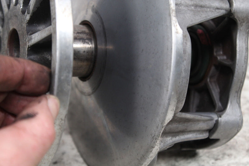 2004 POLARIS PRO X XR 440 Primary Drive Clutch 1322409 - Snowmobile