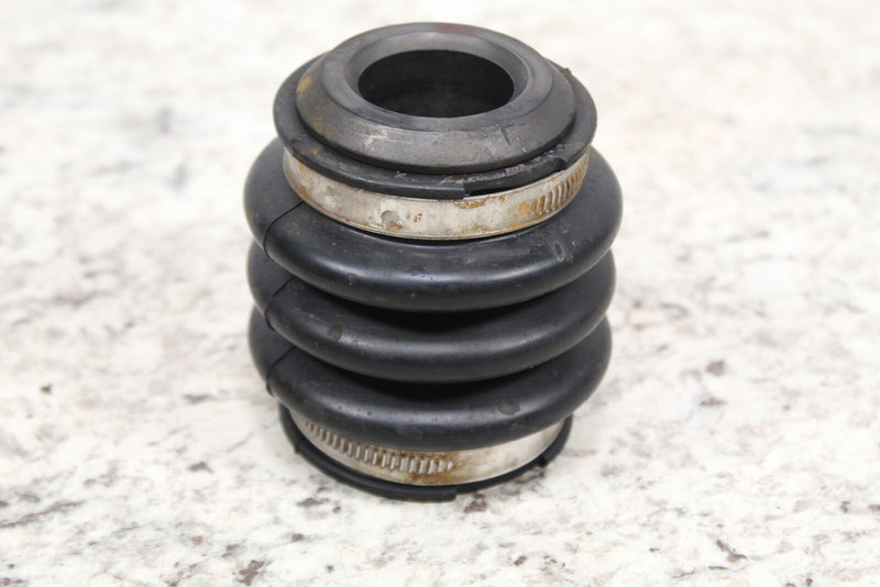 2004 SEA-DOO GTX SUPERCHARGED Drive Shaft Carbon Ring and Bellow 272000177 - Watercraft