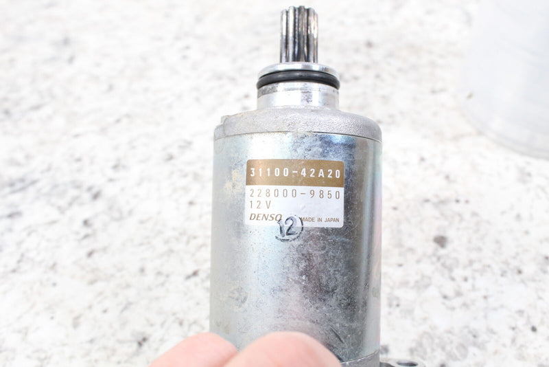 2004 SUZUKI DR200SE DR200 Electric Starter Motor 31100-42A20 - Motorcycle