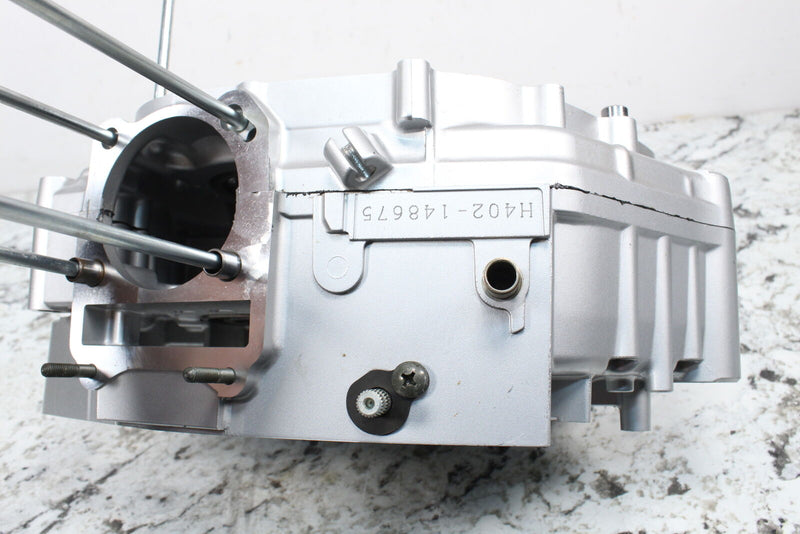 2004 SUZUKI DR200SE DR200 Main Cases Crank Crankcases 11300-42A50 - Motorcycle