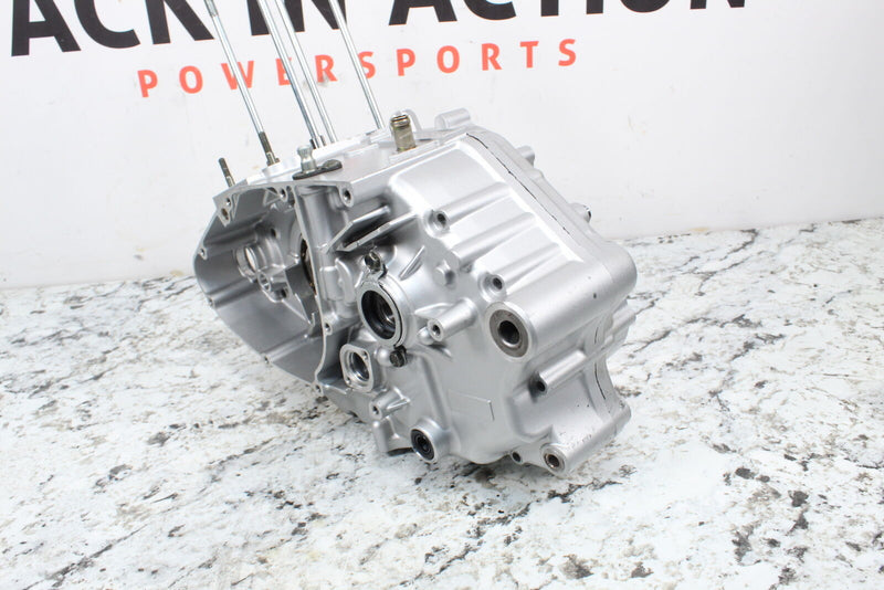 2004 SUZUKI DR200SE DR200 Main Cases Crank Crankcases 11300-42A50 - Motorcycle