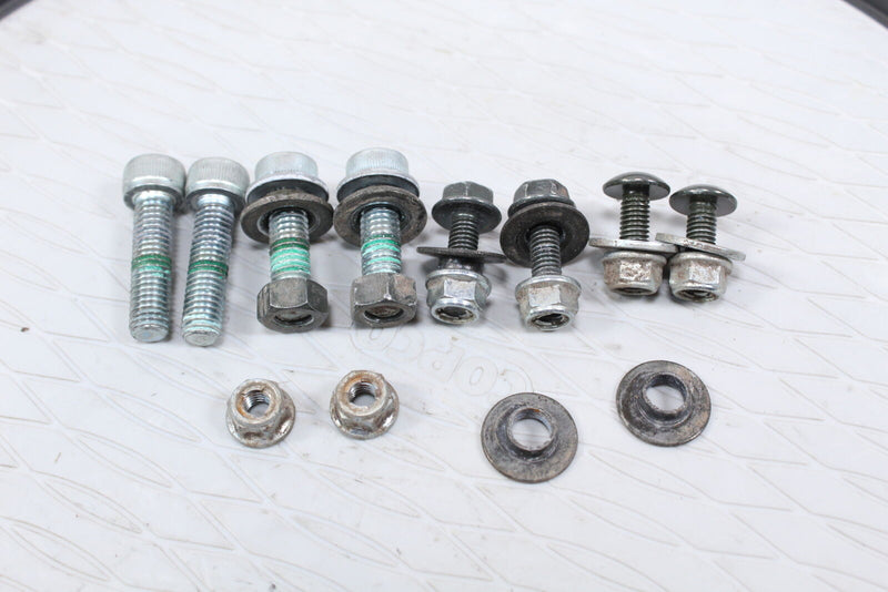 2004 SUZUKI DR200SE DR200 Rear Fender and Rack Bolts 09106-08120 09106-08105 - Motorcycle