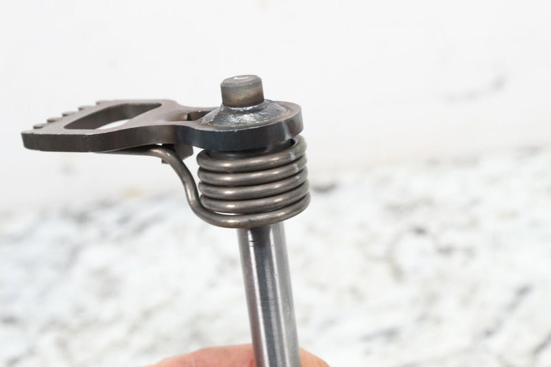 2004 SUZUKI DR200SE DR200 Shift Shaft Axle 25510-05201 - Motorcycle