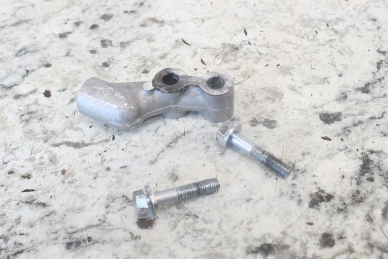 2004 YAMAHA WAVERUNNER FX CRUISER HO Exhaust Muffler Mount Stay 60E-14771-00-94 - Watercraft