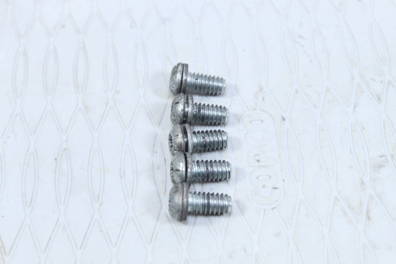 2005 HARLEY-DAVIDSON ROAD KING CLASSIC FLHRCI Clutch Access Cover Bolts 961 - Motorcycle