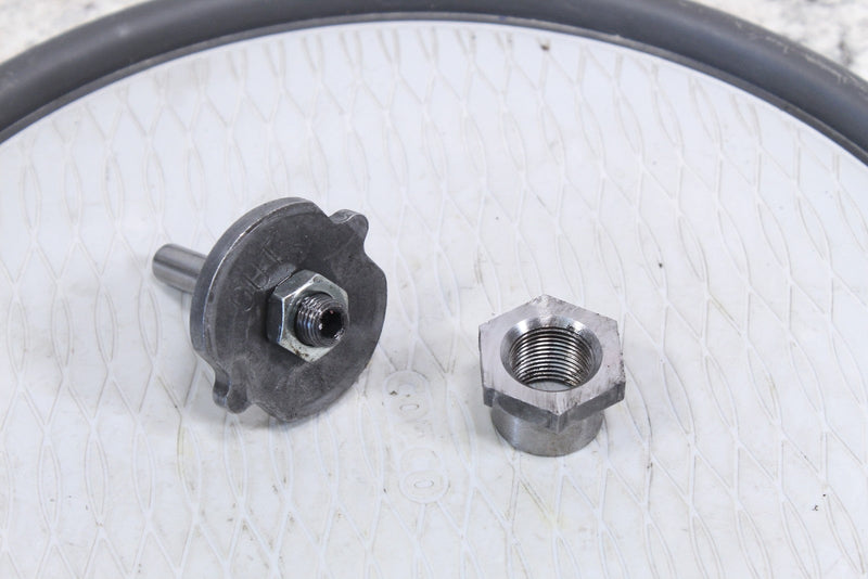 2005 HARLEY-DAVIDSON ROAD KING CLASSIC FLHRCI Clutch Nut & Adjuster 37496-90A