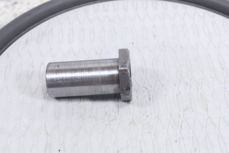2005 HARLEY-DAVIDSON ROAD KING CLASSIC FLHRCI Compensator Mounting Nut 40392-91