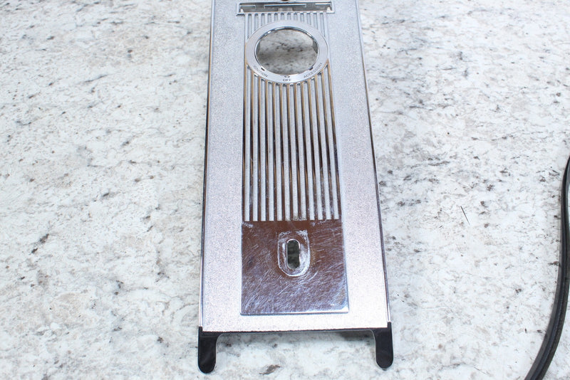 2005 HARLEY-DAVIDSON ROAD KING CLASSIC FLHRCI Console Instrument Panel 60960-99 - Motorcycle