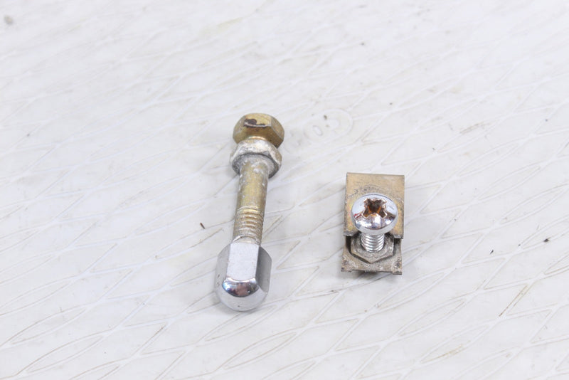 2005 HARLEY-DAVIDSON ROAD KING CLASSIC FLHRCI Console Mounting Bolts 3317