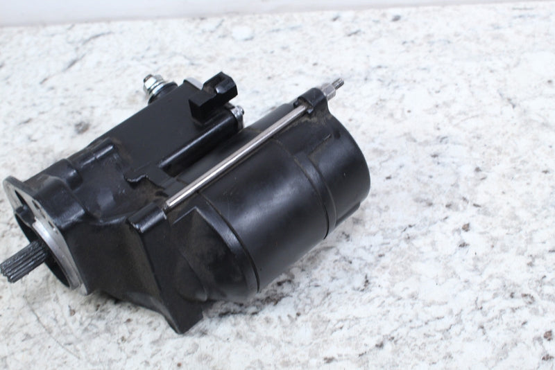 2005 HARLEY-DAVIDSON ROAD KING CLASSIC FLHRCI Electric Starter Motor 31553-94B