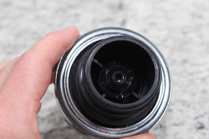 2005 HARLEY-DAVIDSON ROAD KING CLASSIC FLHRCI Fuel Tank Cap Gas Filler 61272-92F - Motorcycle