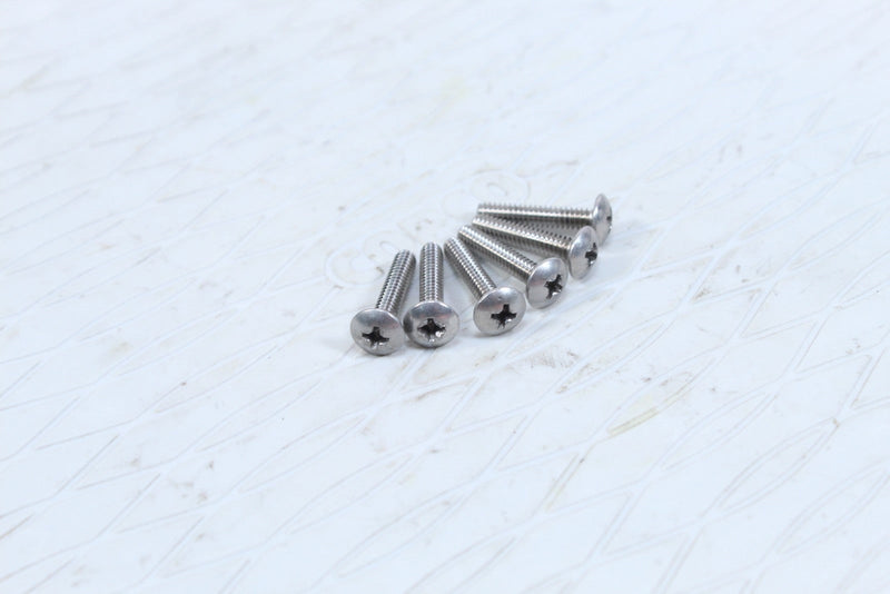 2005 HARLEY-DAVIDSON ROAD KING CLASSIC FLHRCI Headlight to Bucket Bolts 787 - Motorcycle