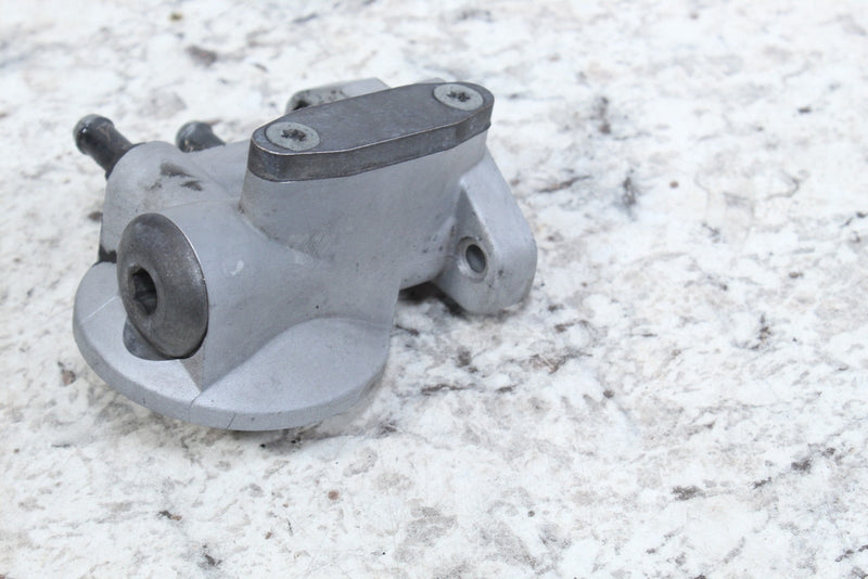 2005 HARLEY-DAVIDSON ROAD KING CLASSIC FLHRCI Oil Filter Mount For Oil Cooler
