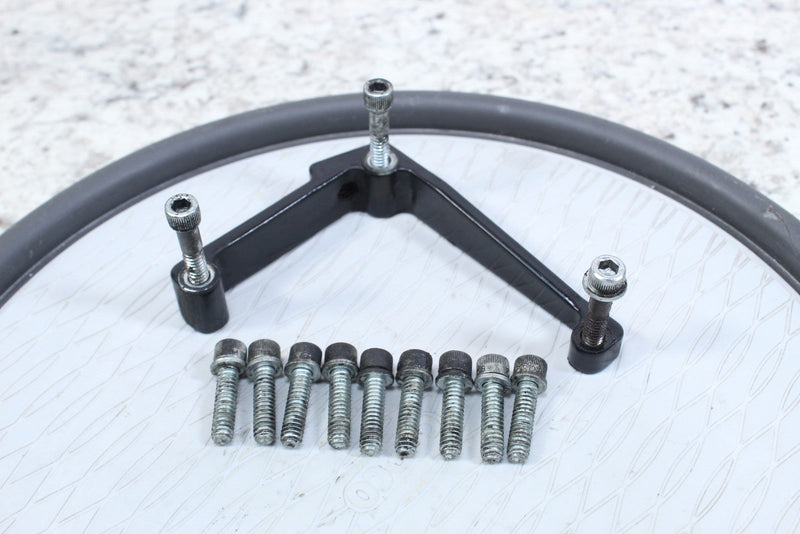2005 HARLEY-DAVIDSON ROAD KING CLASSIC FLHRCI Oil Pan Bolts and Bracket 4741A - Motorcycle