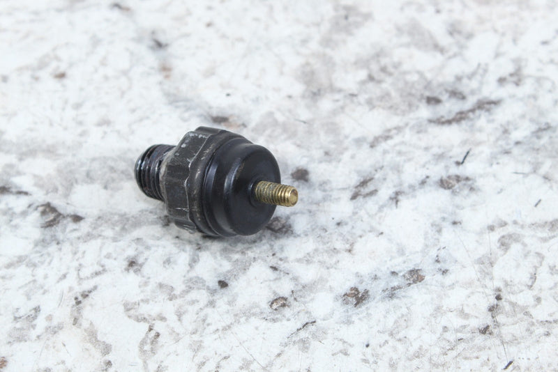 2005 HARLEY-DAVIDSON ROAD KING CLASSIC FLHRCI Oil Pressure Switch 26561-99 - Motorcycle