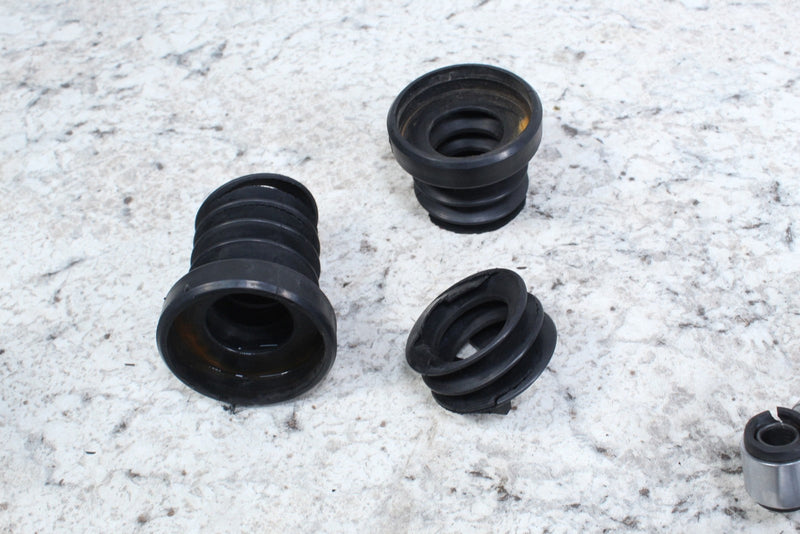 2005 HARLEY-DAVIDSON ROAD KING CLASSIC FLHRCI Rear Back Air Shocks 54565-97C