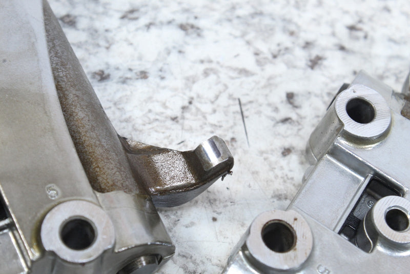 2005 HARLEY-DAVIDSON ROAD KING CLASSIC FLHRCI Rocker Arms 17360-83B 17375-83B - Motorcycle
