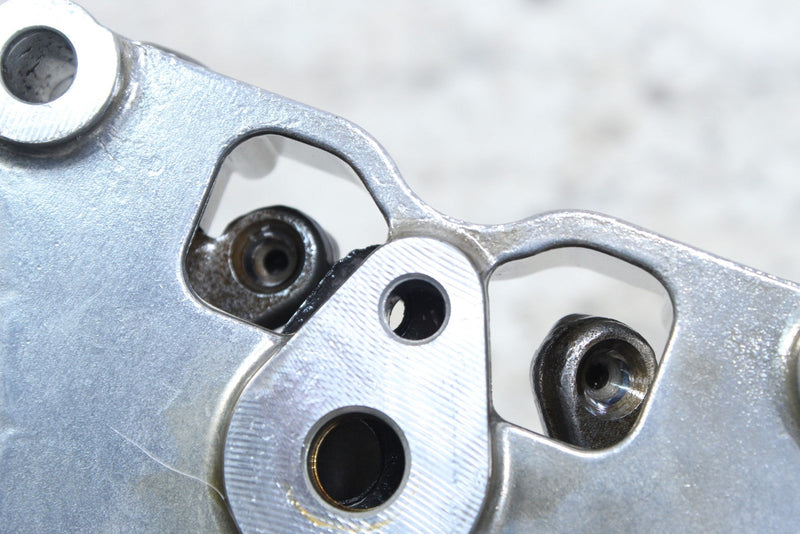 2005 HARLEY-DAVIDSON ROAD KING CLASSIC FLHRCI Rocker Arms 17360-83B 17375-83B - Motorcycle