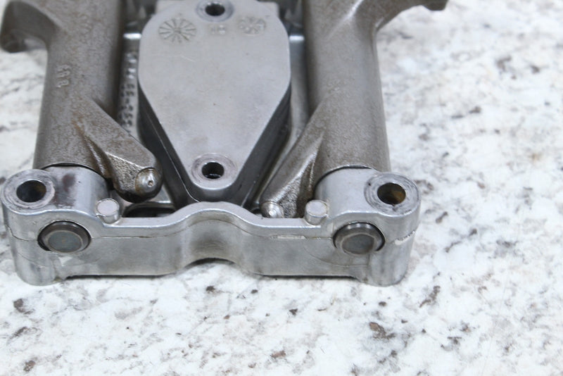2005 HARLEY-DAVIDSON ROAD KING CLASSIC FLHRCI Rocker Arms 17360-83B 17375-83B - Motorcycle
