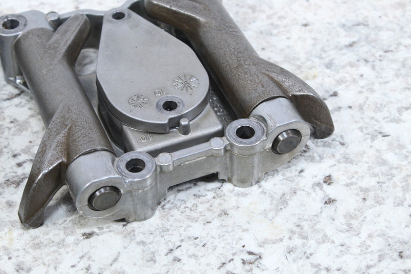 2005 HARLEY-DAVIDSON ROAD KING CLASSIC FLHRCI Rocker Arms 17360-83B 17375-83B - Motorcycle
