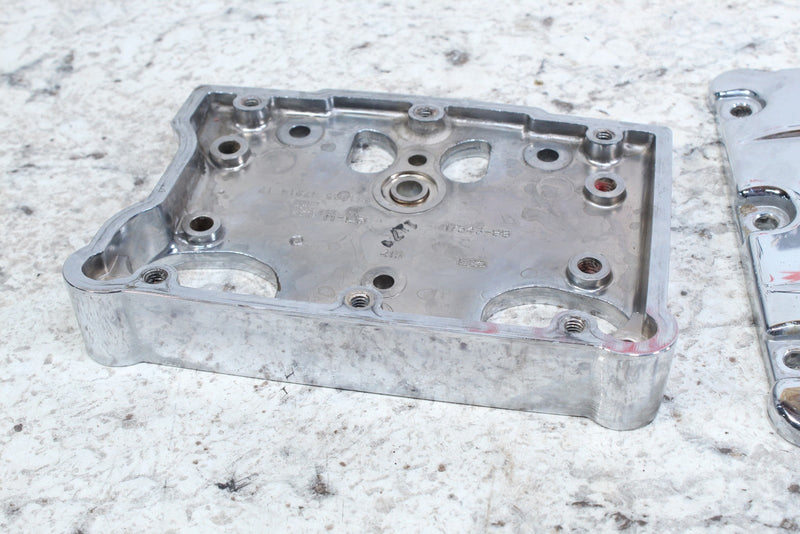 2005 HARLEY-DAVIDSON ROAD KING CLASSIC FLHRCI Rocker Box Housing 17572-99