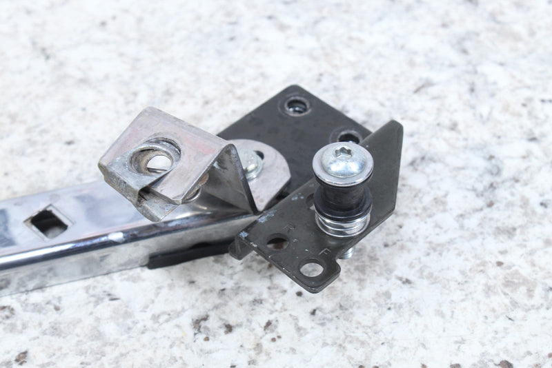 2005 HARLEY-DAVIDSON ROAD KING CLASSIC FLHRCI Saddlebag Brackets Mounts - Motorcycle