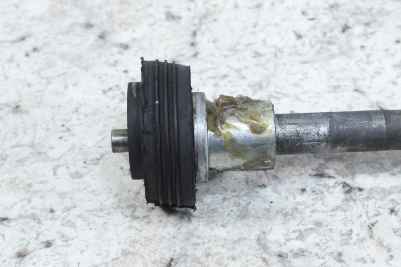 2005 HARLEY-DAVIDSON ROAD KING CLASSIC FLHRCI Swingarm Pivot Axle Shaft 47564-86 - Motorcycle